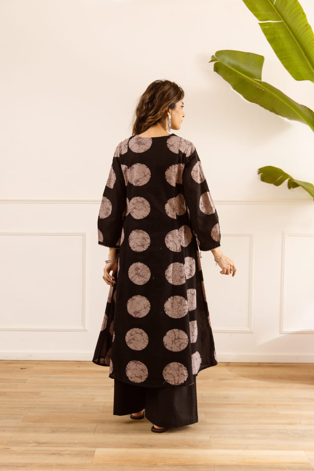 Black Flex Cotton Printed Kurta Palazzo Set with Beige Circular Patterns